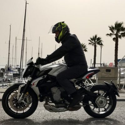 Ensaio: MV Agusta Dragster 800 “Uma Street Fighter do futuro”