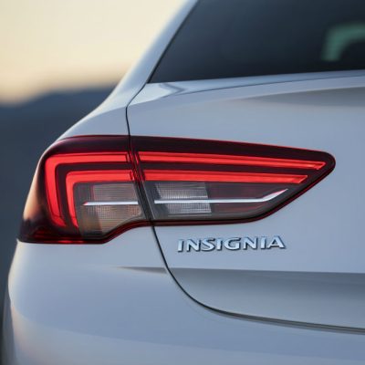 Opel revela segunda geração Insignia